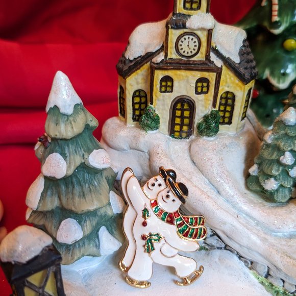 Vtg Two Snowmen Ice Skating Metallic Enamel Christmas Lapel Brooch Pin In Box - Picture 3 of 6